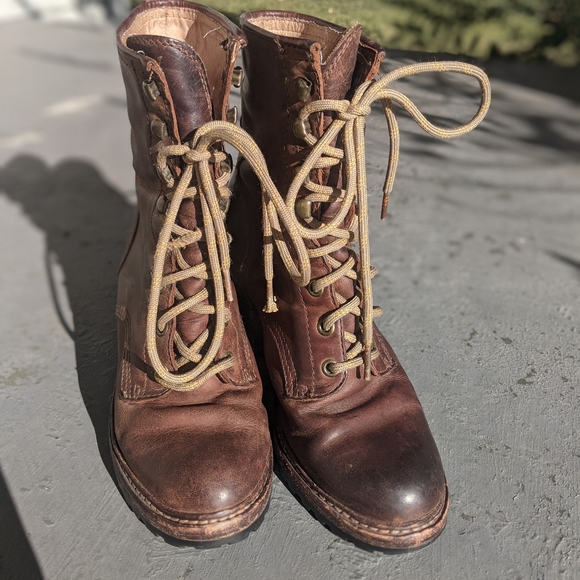 FRYE Lucy Lace Up Boot - Picture 2 of 9